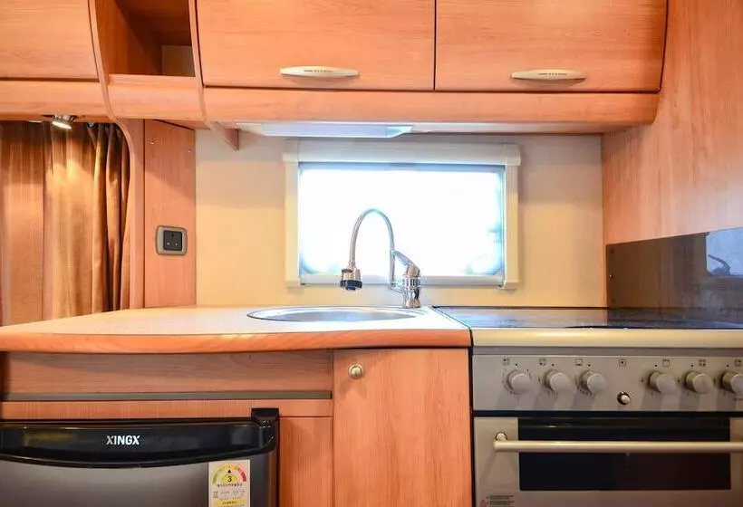 Majatalo Pocheon Haeoreum Glamping Caravan