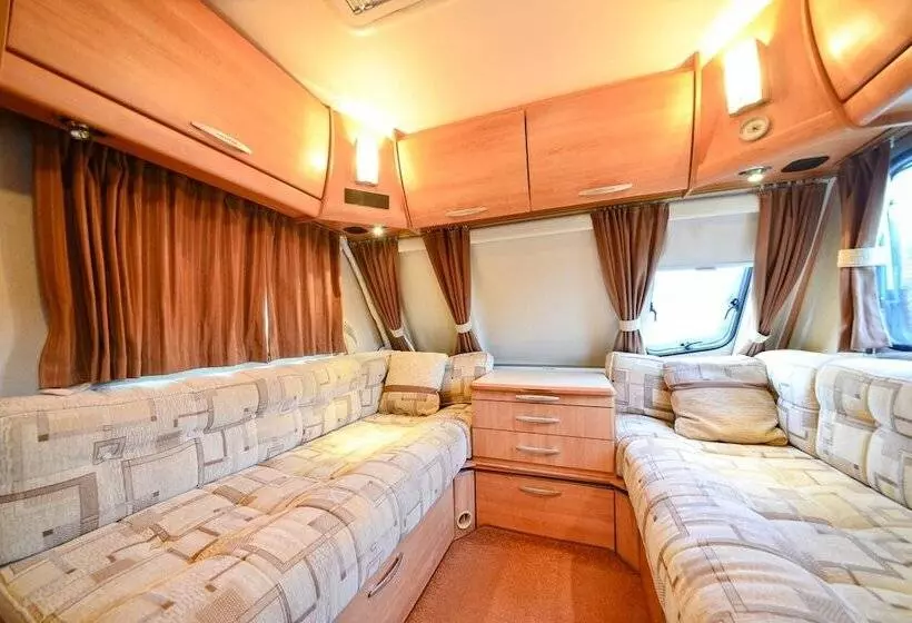 Majatalo Pocheon Haeoreum Glamping Caravan