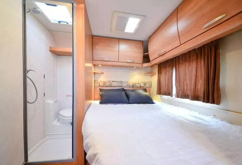 Majatalo Pocheon Haeoreum Glamping Caravan