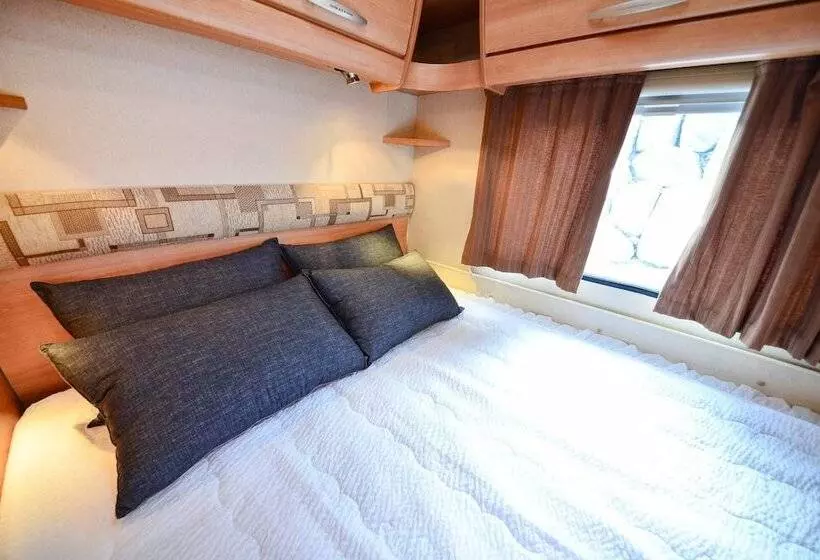 Majatalo Pocheon Haeoreum Glamping Caravan