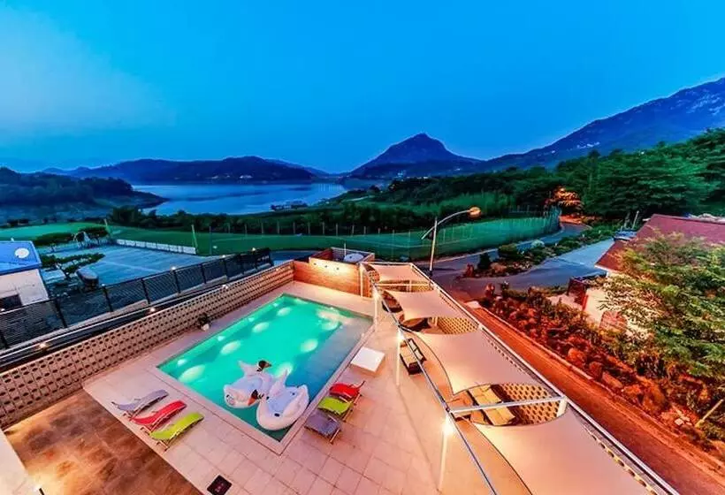 ペンション Hapcheon Ylang Ylang Pool Villa