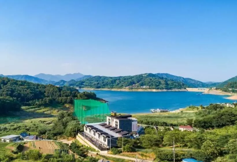 ペンション Hapcheon Ylang Ylang Pool Villa