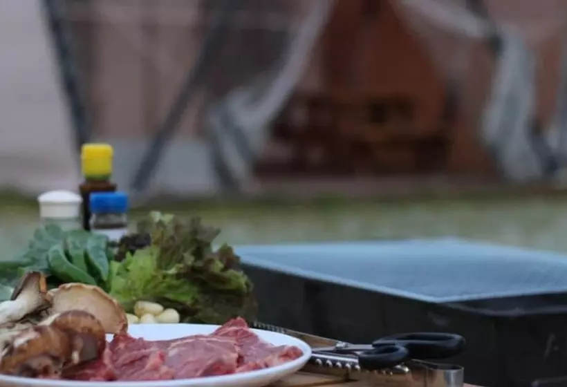 ペンション Muju Ppalgang Chima Resort Glamping