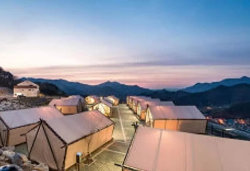 ペンション Muju Ppalgang Chima Resort Glamping
