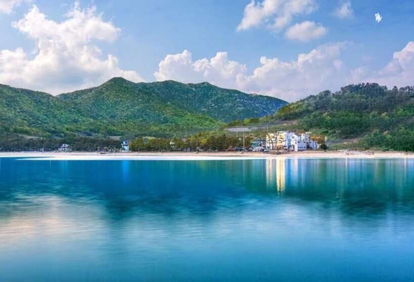 بنسيون Nanhae Jeogsila Pool Villa