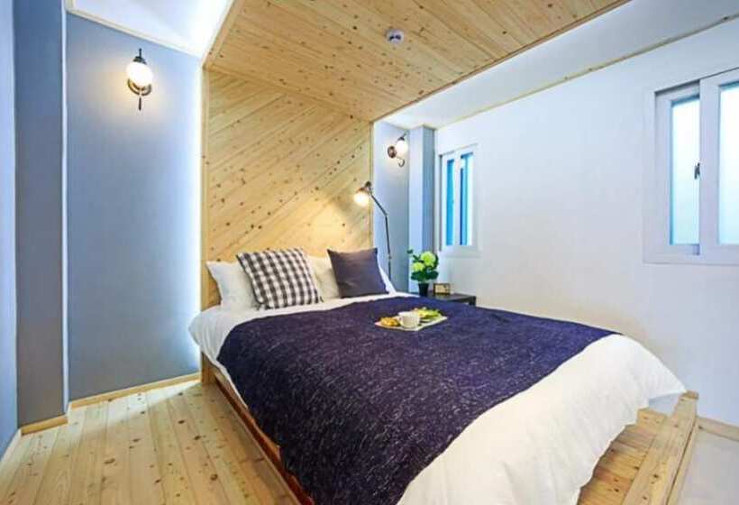 بنسيون Nanhae Jeogsila Pool Villa