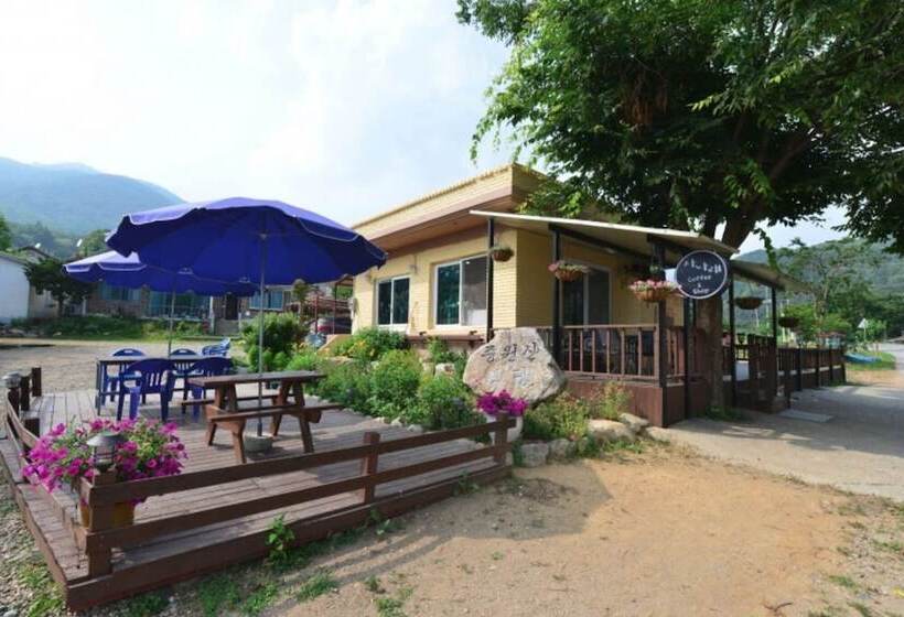Pansiyon Yangpyeong Sanarae Glamping