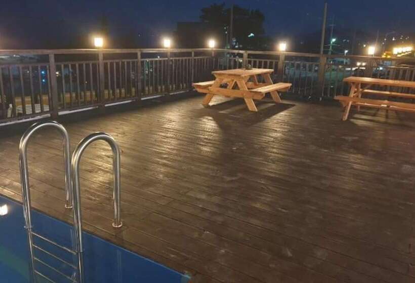 Pensão Pohang Blue Hill Pool Villa