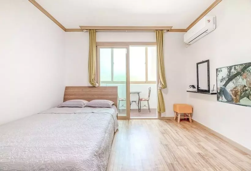 Samcheok Greenhyang Pension