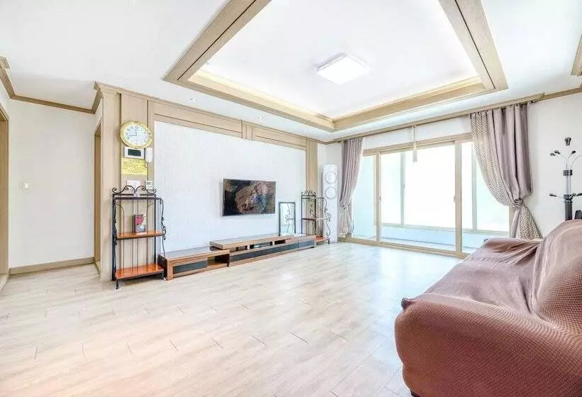 Samcheok Greenhyang Pension