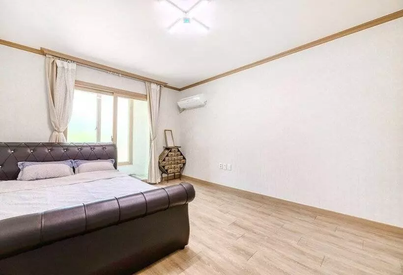 Samcheok Greenhyang Pension