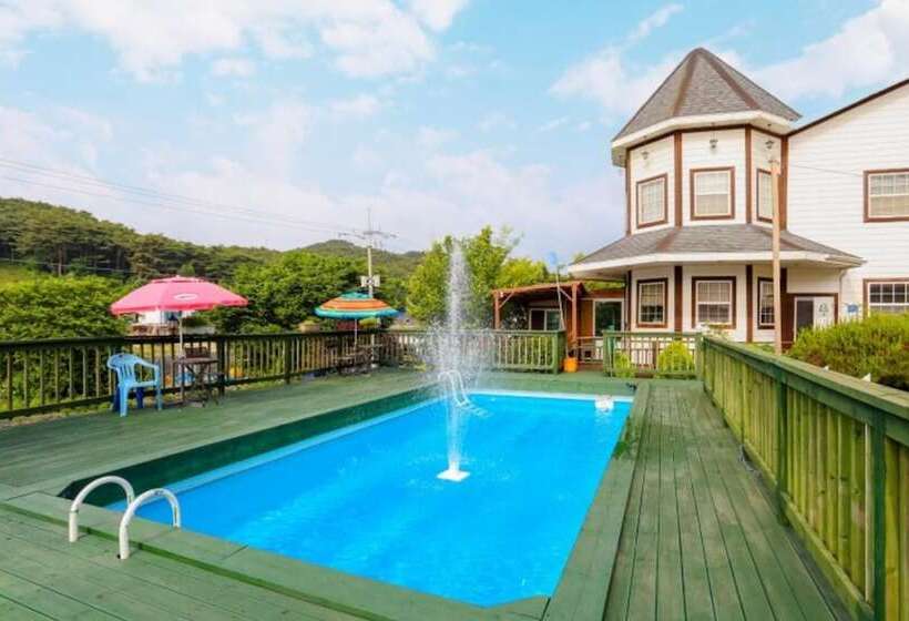 Taean Dalbam Pet Pension