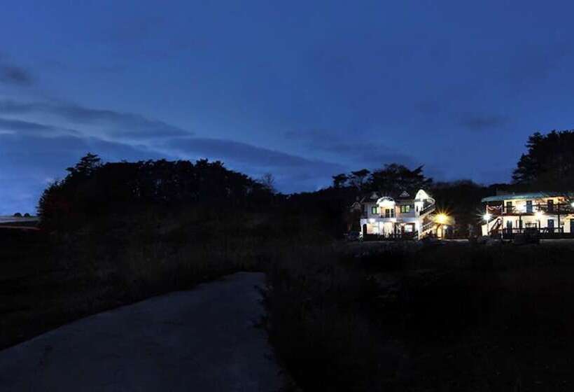 Taean Healing House Pension