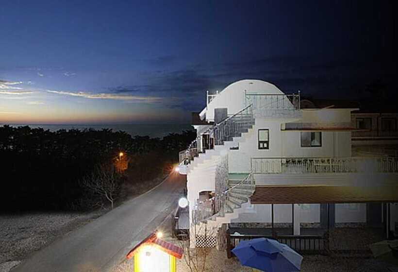 Taean Healing House Pension