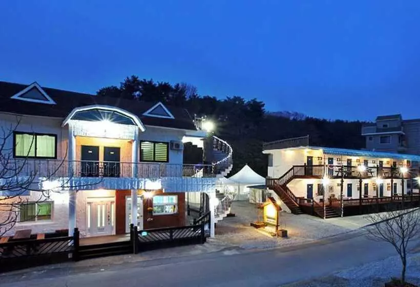 Taean Healing House Pension