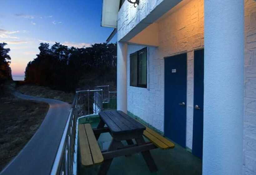 Taean Healing House Pension