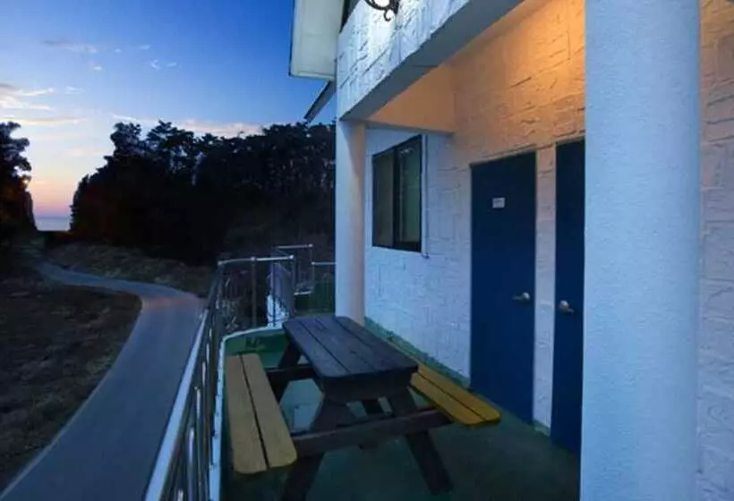 Taean Healing House Pension