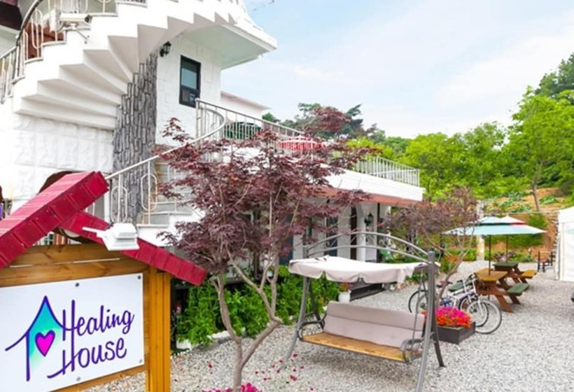 Taean Healing House Pension