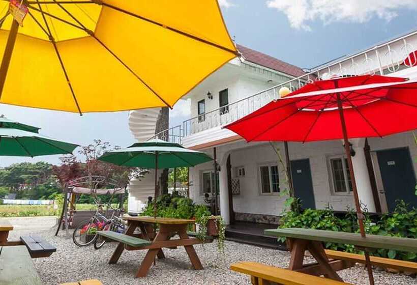 Taean Healing House Pension