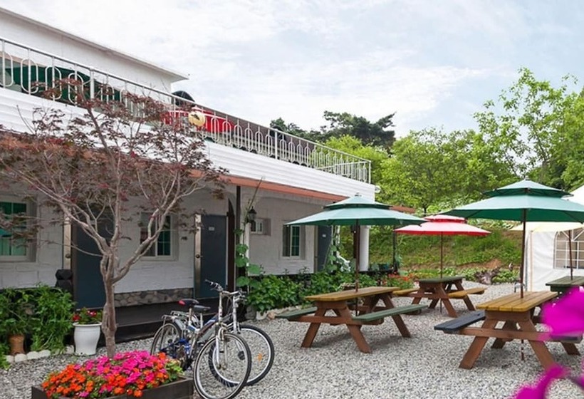 Taean Healing House Pension