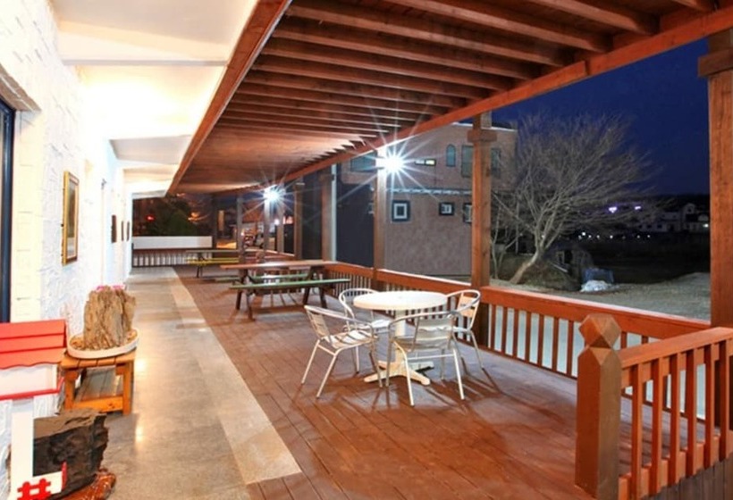 Taean Healing House Pension