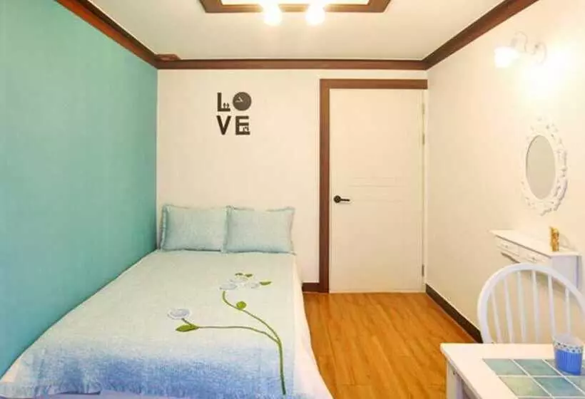 Taean Healing House Pension