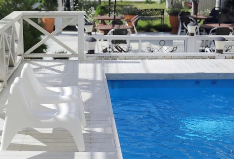 Taean Napoli Pension