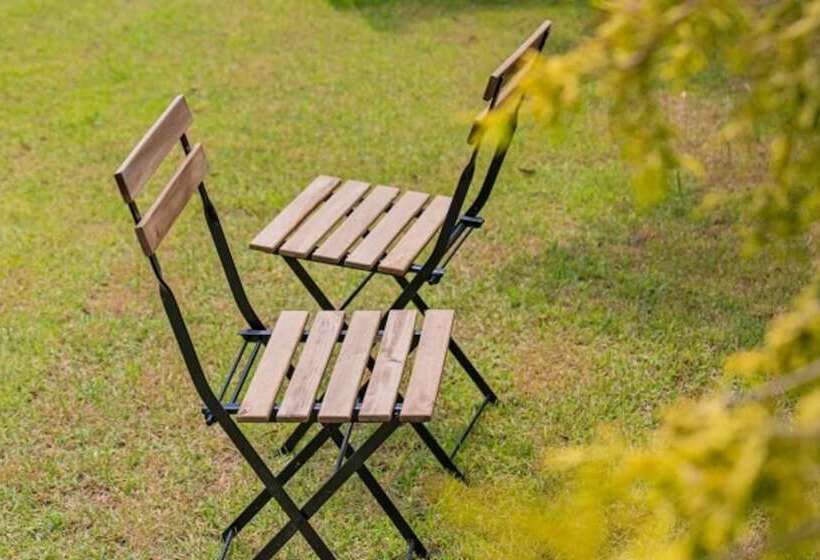 Taean Napoli Pension