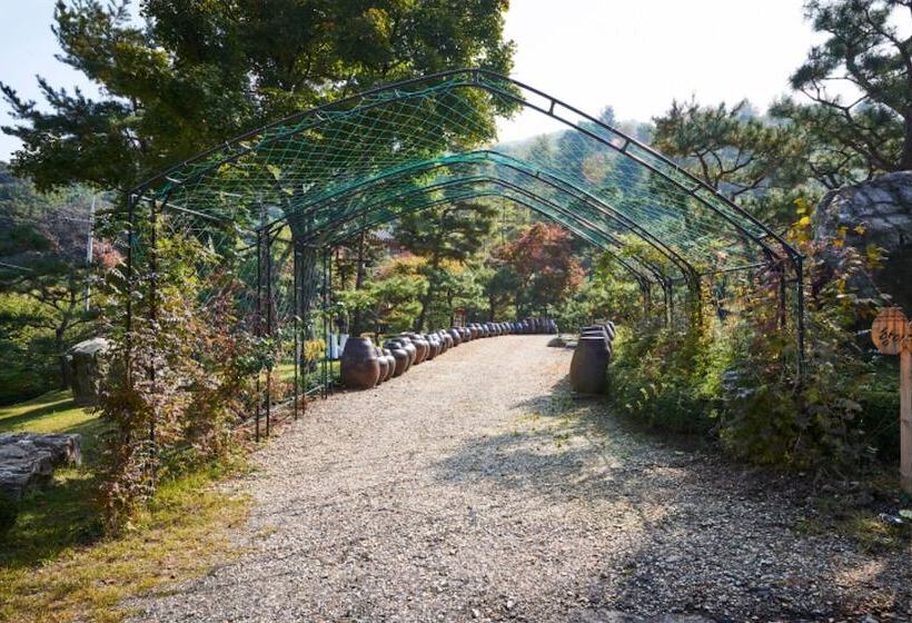 Yangpyeong Ordaon Pension