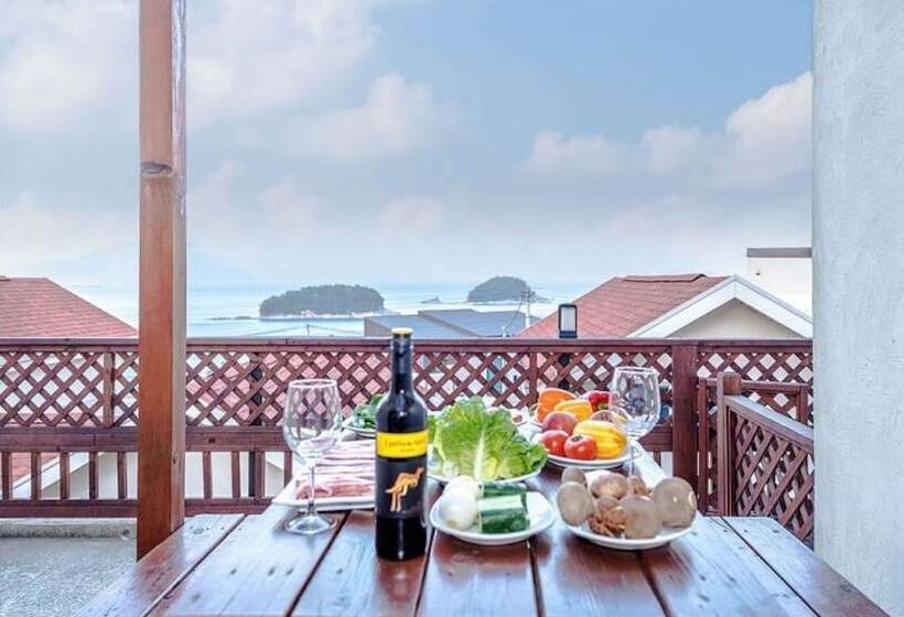 Yeosu Maison Blanche Pension