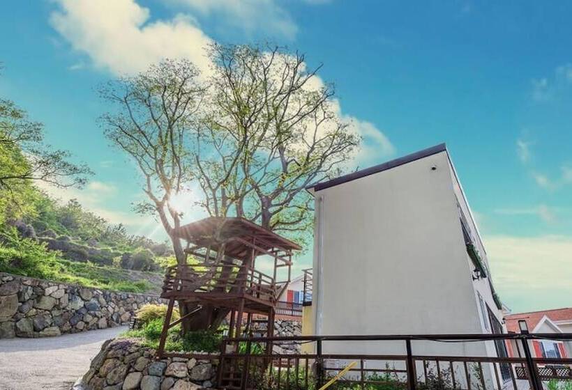 Yeosu Maison Blanche Pension