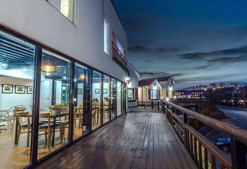 Yeosu Maison Blanche Pension