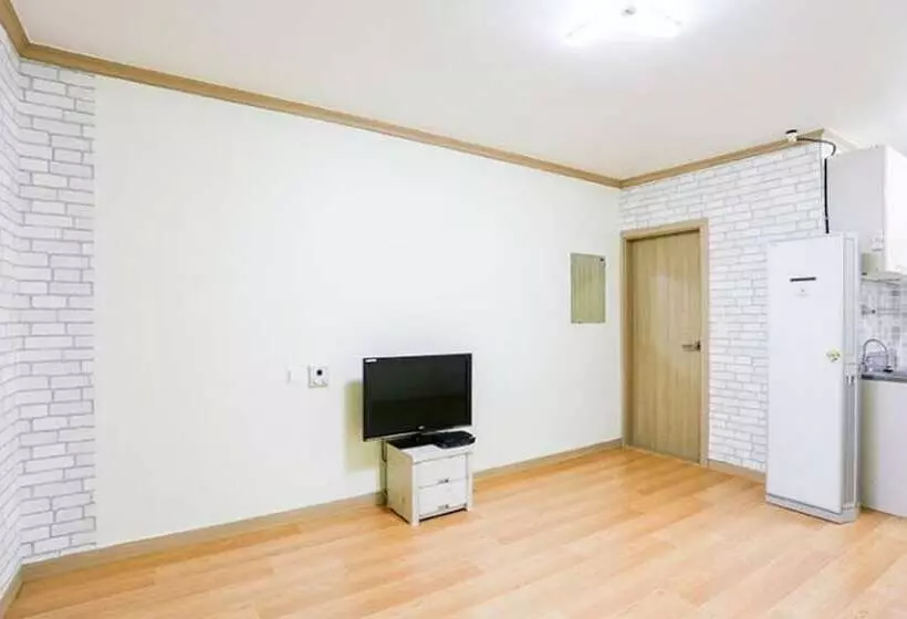 Yeosu Namdo Pension