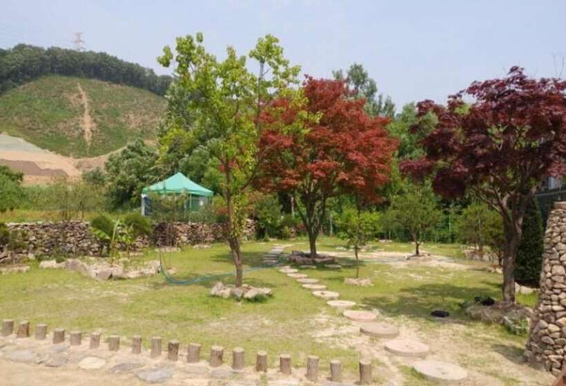 Yongin Everleeum Pension