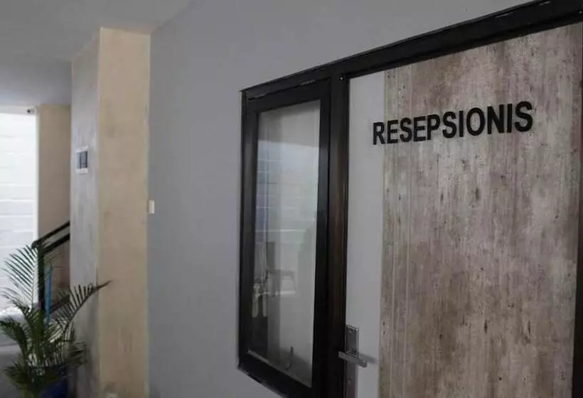 Hostel Dparagon Kerten
