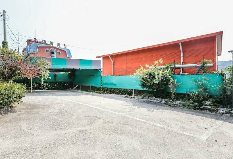 Asan Theme Park Motel