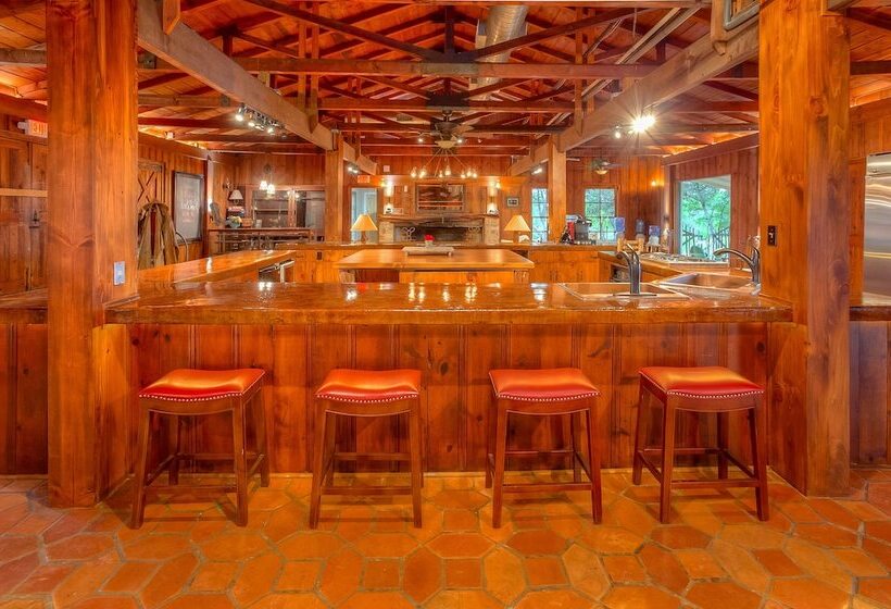 مبيت وإفطار Rest Yourself River Ranch