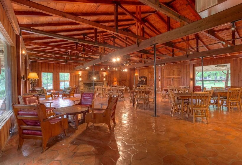 مبيت وإفطار Rest Yourself River Ranch