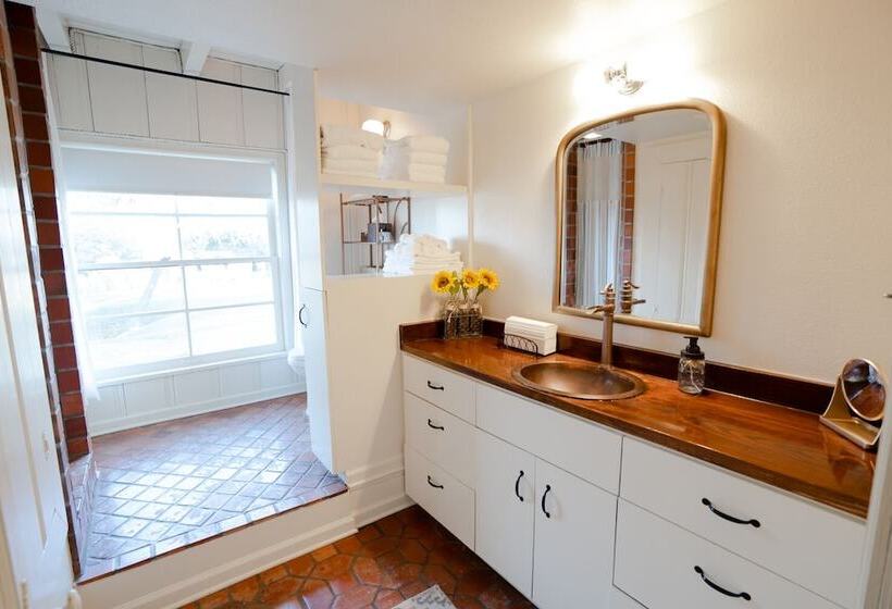 مبيت وإفطار Rest Yourself River Ranch