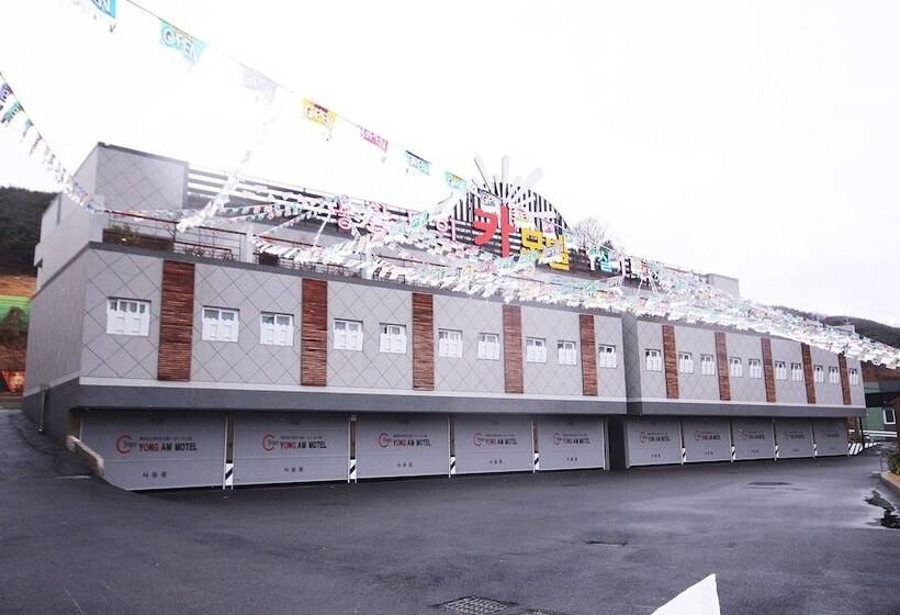 Cheongdo Car Self Check In Motel