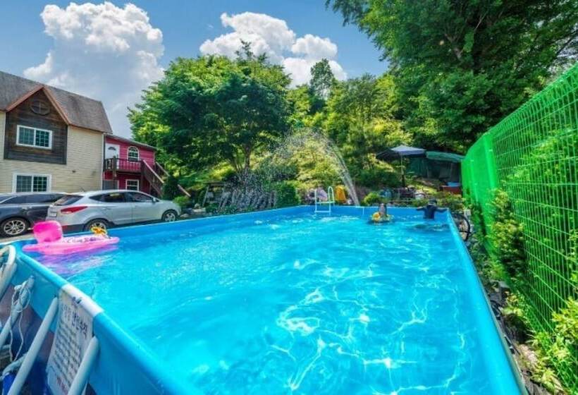 Chuncheon Green Rose Pension