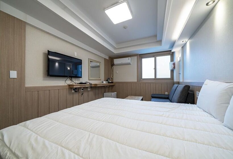 Donghae Buyeong Motel