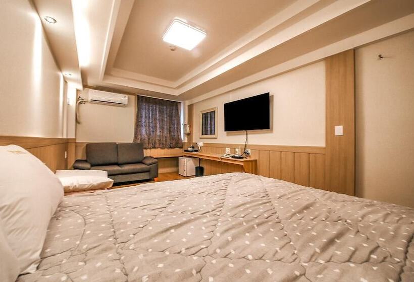 Donghae Buyeong Motel