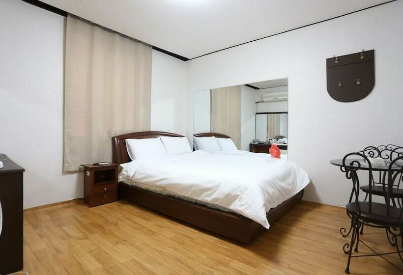 Gangneung Miseongjang Motel