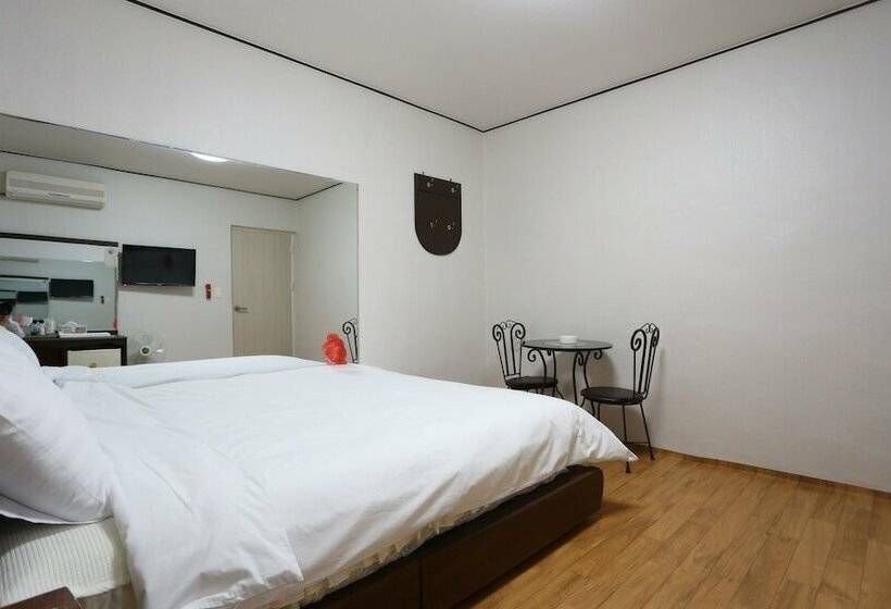 Gangneung Miseongjang Motel