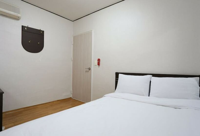 Gangneung Miseongjang Motel