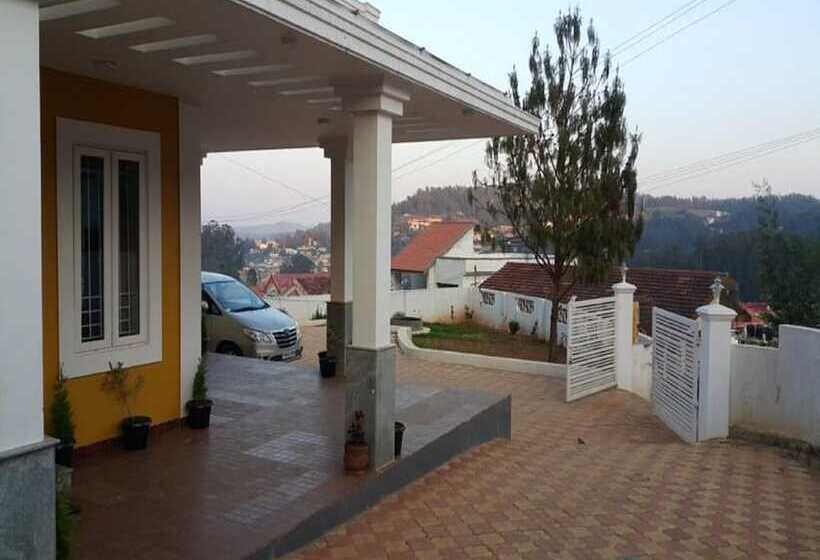 בית מלון כפרי Abode By Brown Tree Resorts