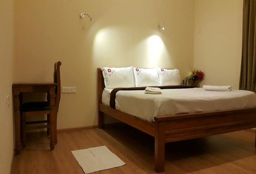 בית מלון כפרי Abode By Brown Tree Resorts