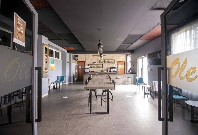 هتل Eseriani The Resort