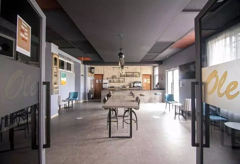 هتل Eseriani The Resort